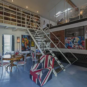 loft-garibaldi-rooms-and-suites.hotelitalianriviera.com/